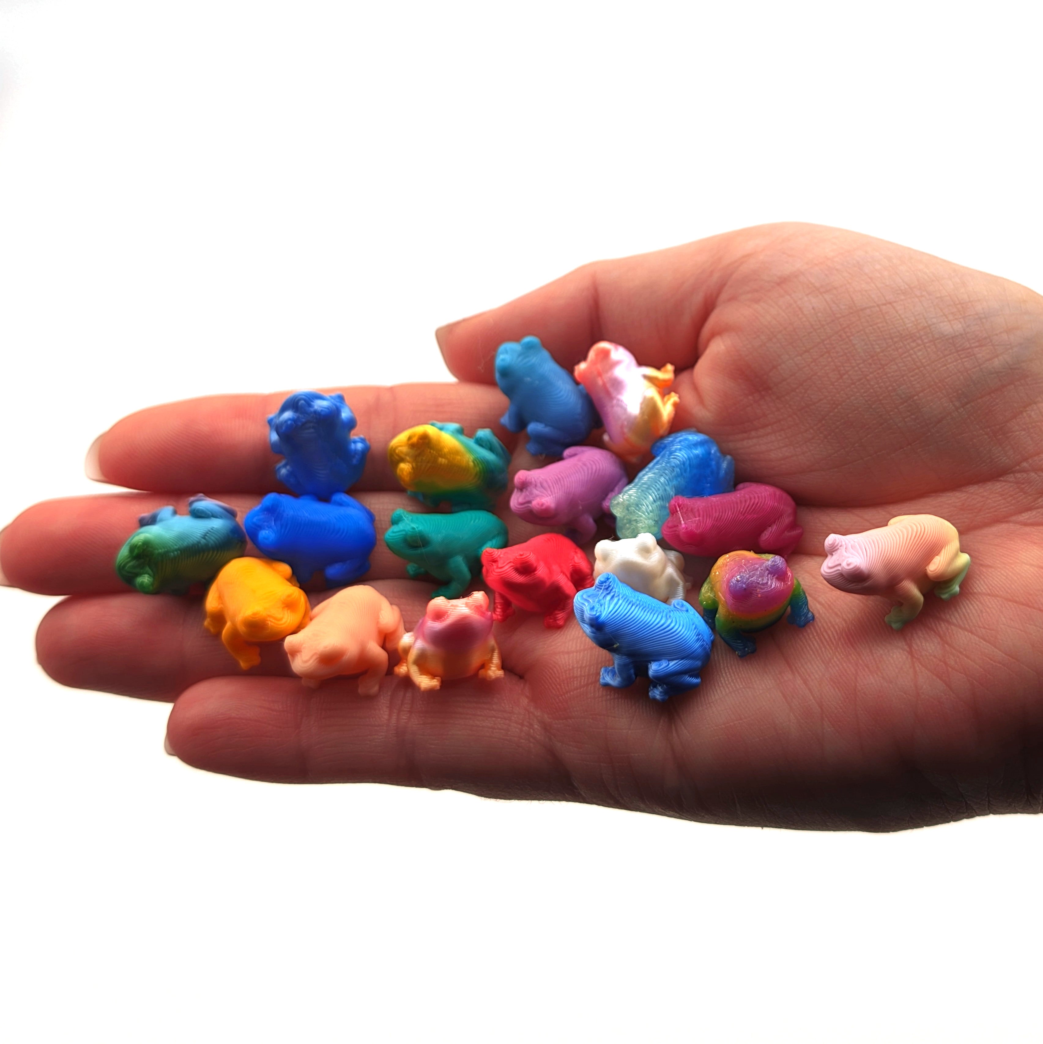 Frogs โ Tiny Micro Figurines