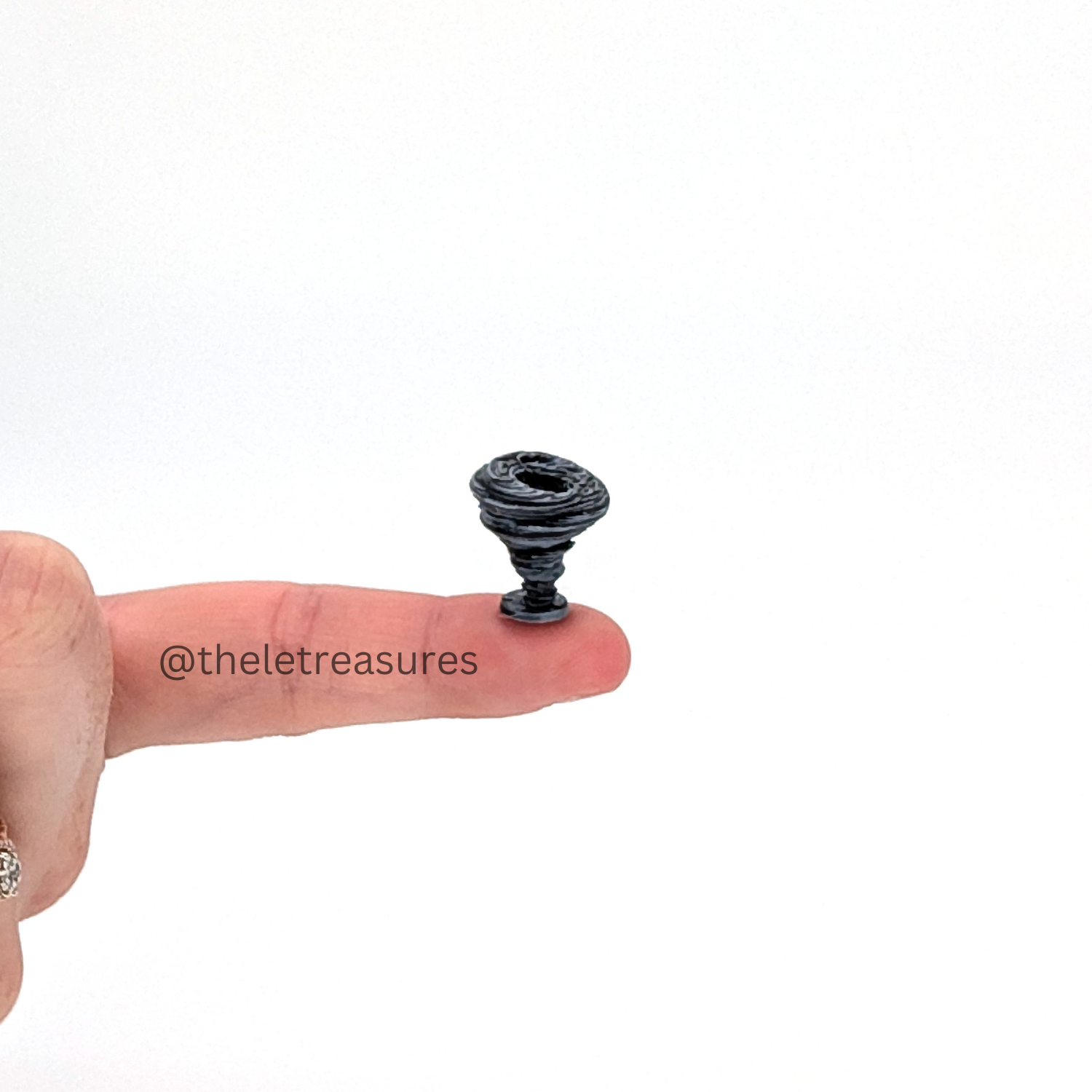 Tornado – Tiny Micro Figurines