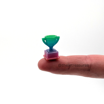 Trophy – Micro Figurines